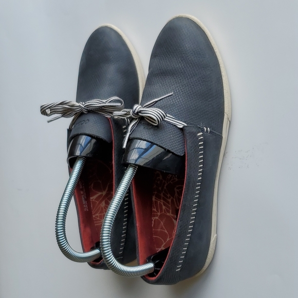 Olukai Alohi Casual Comfort Slip On Blue Sneaker Size 6.5 - Picture 1 of 8